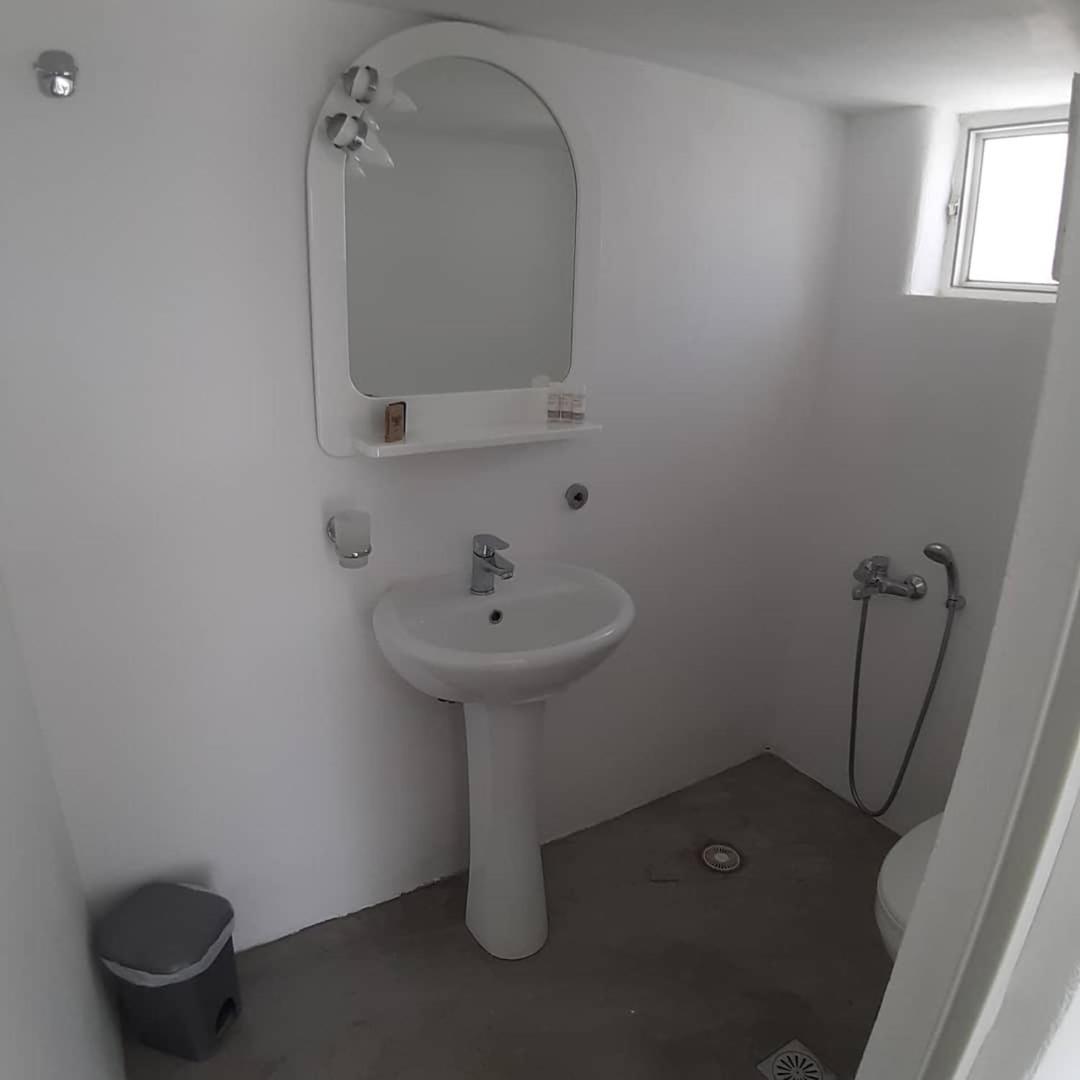 Thea Serifos Livadakia Exterior foto